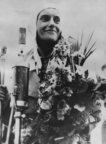 jean batten england-nz 1934 0187-0022